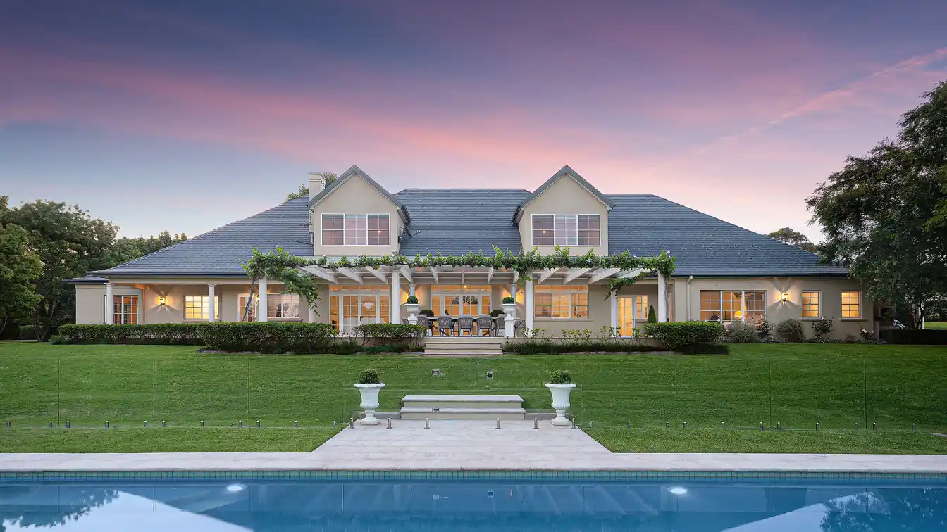 Grand Executive Property