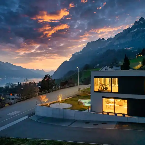 WALENSTADT: MODERN DETACHED HOUSE WITH BIODESIGN POOL AND LAKE VIEWS