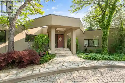 Exclusive Niagara Retreat Near Wine Country