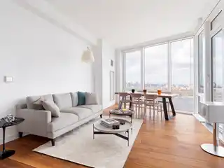 An Expansive Condo Soaking in River Views