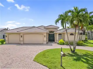 Meticulously Maintained Home in Palmetto Point