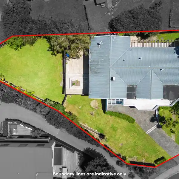 LARGE HOME WITH ENDLESS POSSIBILITIES