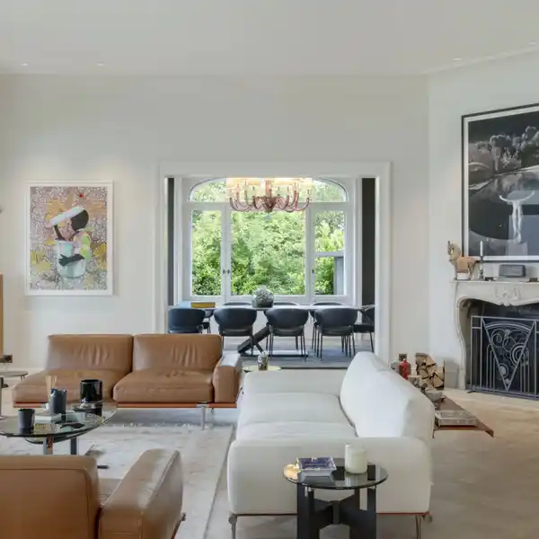 MASTERFUL BLEND OF MODERN COMFORT AND HISTORICAL CHARM