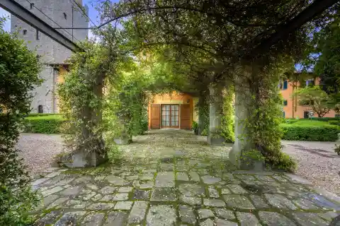 Unbelievable Property