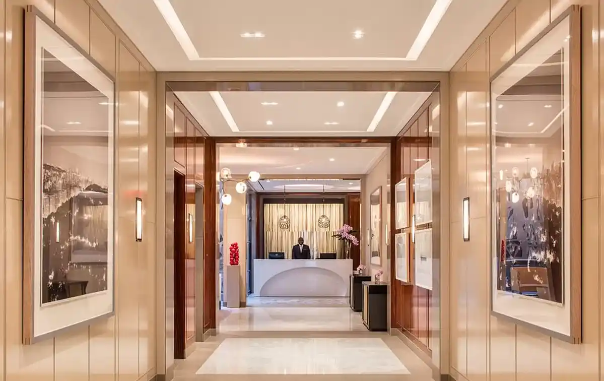 Stunning Unit at World Class Carlton House