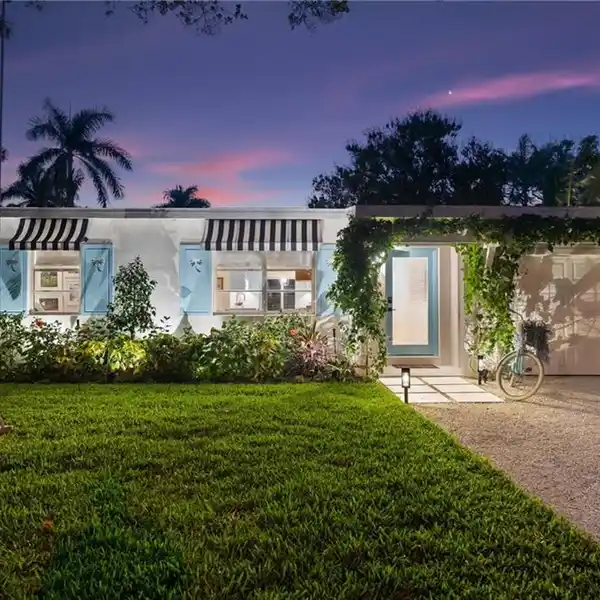 BEAUTIFULLY RENOVATED OLDE NAPLES COTTAGE STYLE HOME