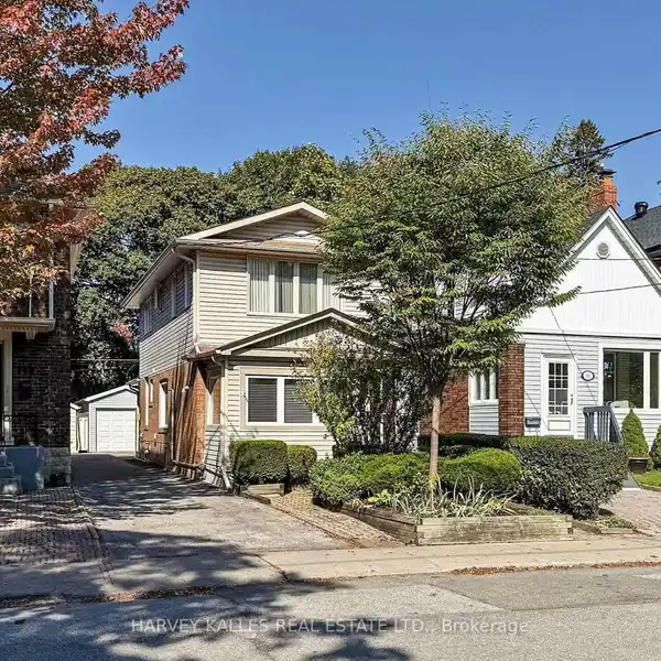 IMMACULATE HOUSE IN LAWRENCE PARK NORTH