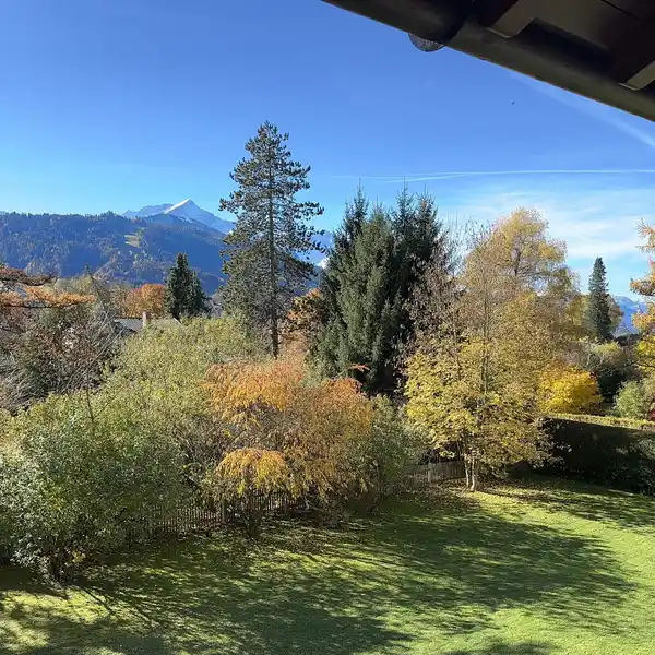 EXTRAORDINRAY CUSTOM HOME