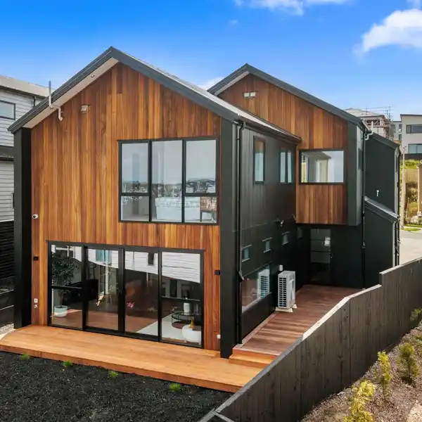 FRENCH-INSPIRED COASTAL RETREAT