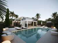 LUXURY MODERN VILLA IN THE HEART OF CARVOEIRO
