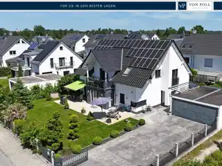 Elegant, Energy-Efficient Living with Smart Technology