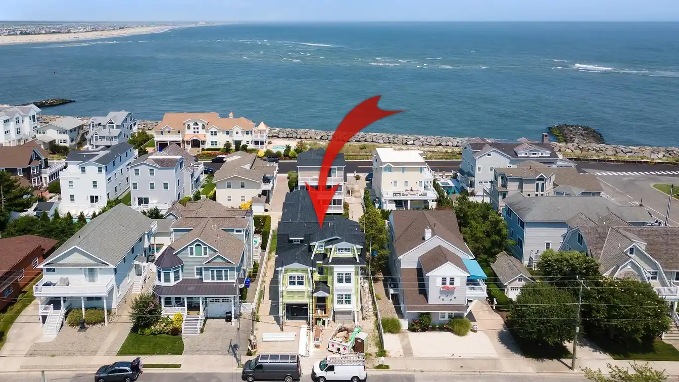 Show-stopping New Construction with Pool