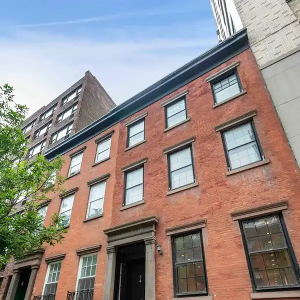 SPECTACULAR PENTHOUSE UPPER DUPLEX RENTAL