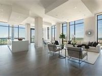 BREATHTAKING CITY VIEWS FROM THIS PRIVATE PENTHOUSE