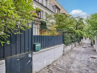 Amazing Discovery Behind a Classic Facade