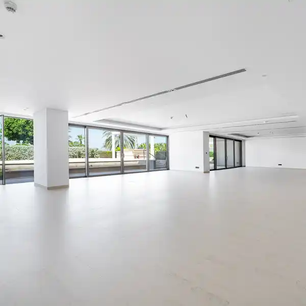 TRULY UNIQUE PROPERTY IN W RESIDENCES