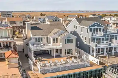 Bayfront Home with Spectacular Views