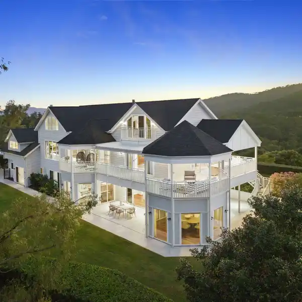 UNPARALLELED COUNTRY RESIDENCE