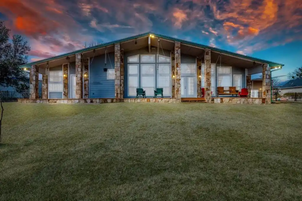 Amazing Property on Eagle Mountain Lake