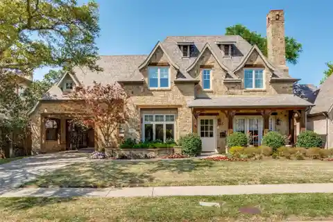 Appealing Preston Hollow Home