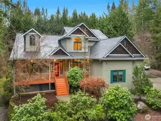 Casual Grandeur in a Wooded Setting