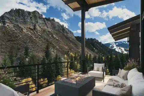 Duplex Residence in Idyllic Arcadian on Beaver Creek