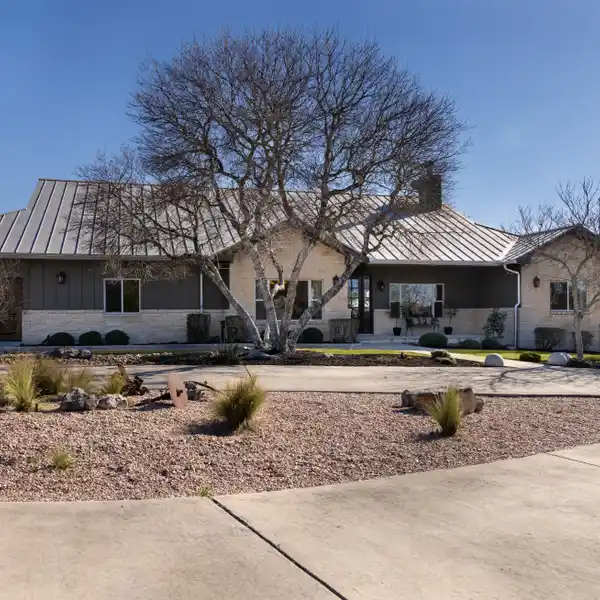 LUXURY LIVING ON TEN PRIVATE ACRES