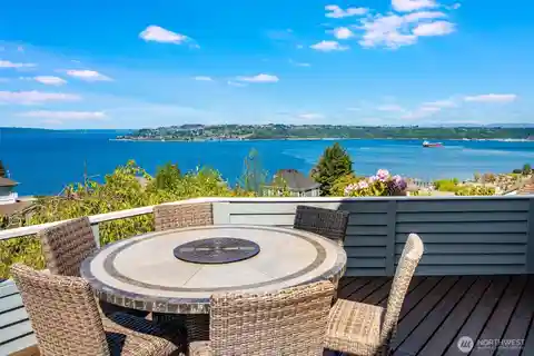 Breathtaking Bay Views with Spacious Living