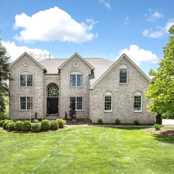 EXQUISITELY AND THOUGHTFULLY RENOVATED RESIDENCE