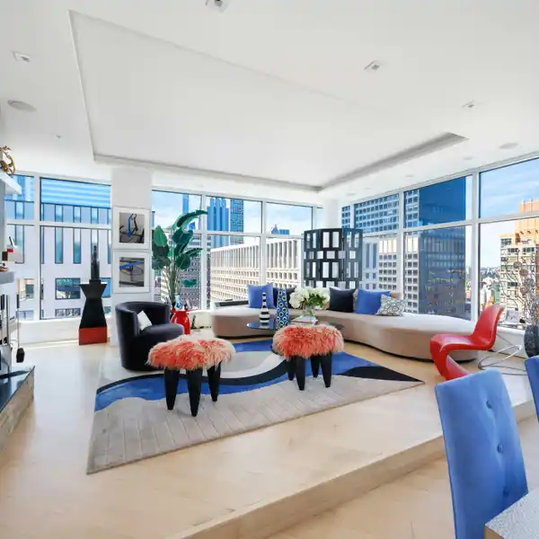 CROWN JEWEL PENTHOUSE IN THE SKY