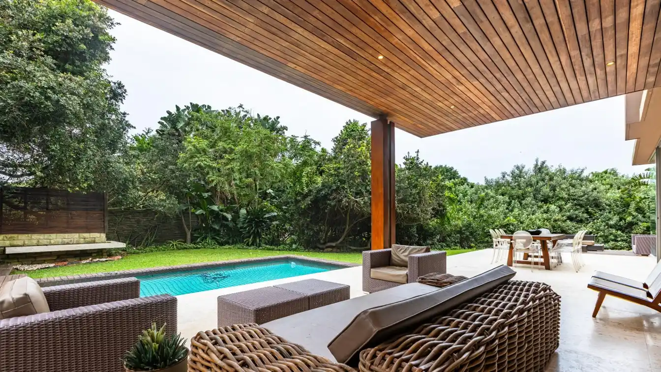Modern Family Haven with Open Plan Living