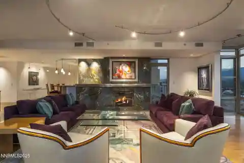 Sophisticated Penthouse at Palladio