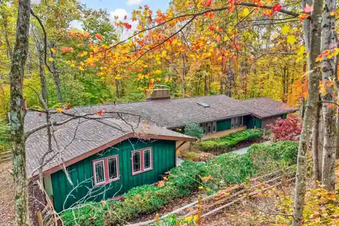 Secluded Escape Yet Minutes from Historic Clifton