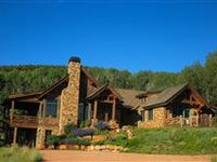 EXQUISITELY RUSTIC AND ELEGANT CUSTOM CABIN WITH AWE INSPIRING MOUNTAIN VIEWS