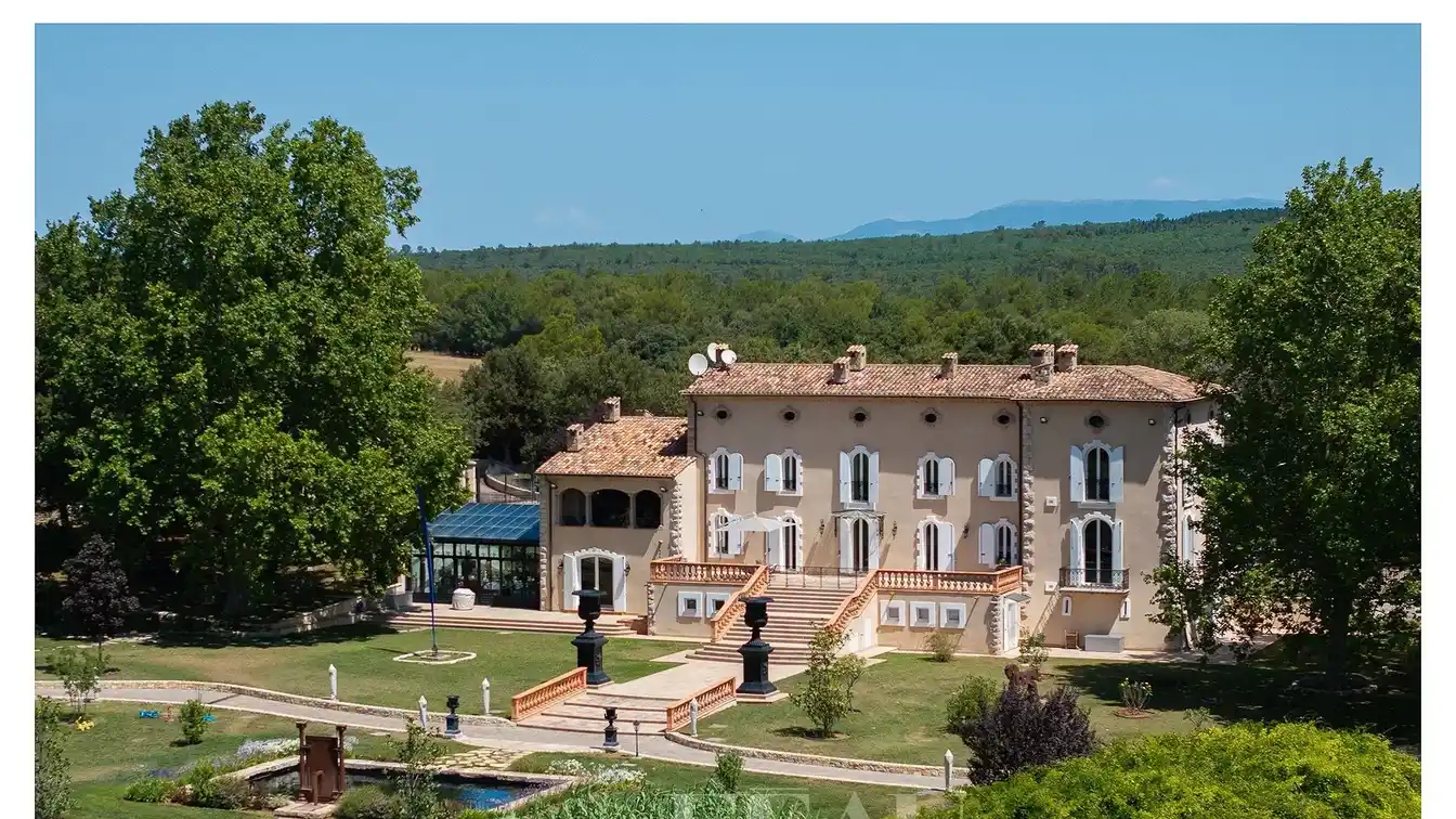 Grand Equestrian Villa