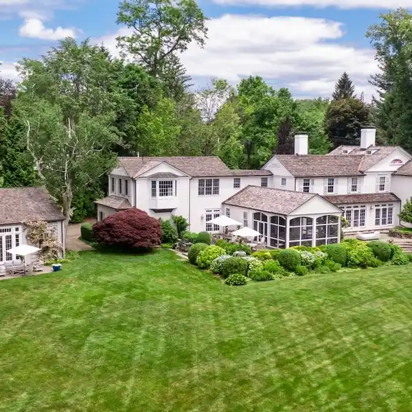 METICULOUSLY RESTORED 1840 COLONIAL