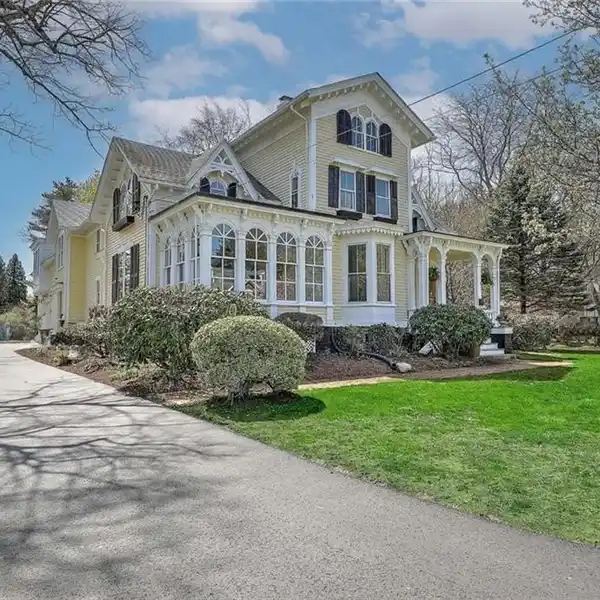 THE NELSON AND ADELINE NEWELL HOUSE