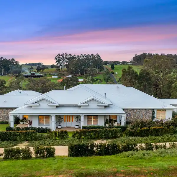 FIVE BEDROOM HOME IN A SERENE SETTING
