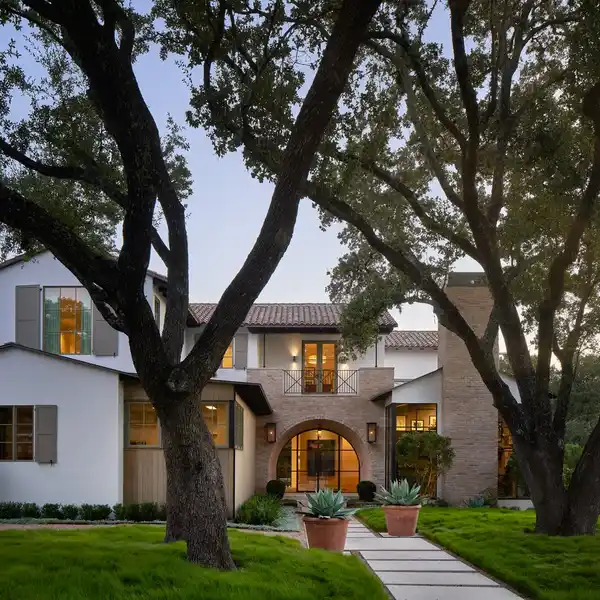 EXCEPTIONAL ESTATE IN TARRYTOWN’S MOST EXCLUSIVE ENCLAVE