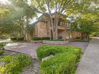 Elegant Home in Glen Lakes