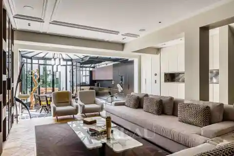 Meticulously Renovated Home in Sablons