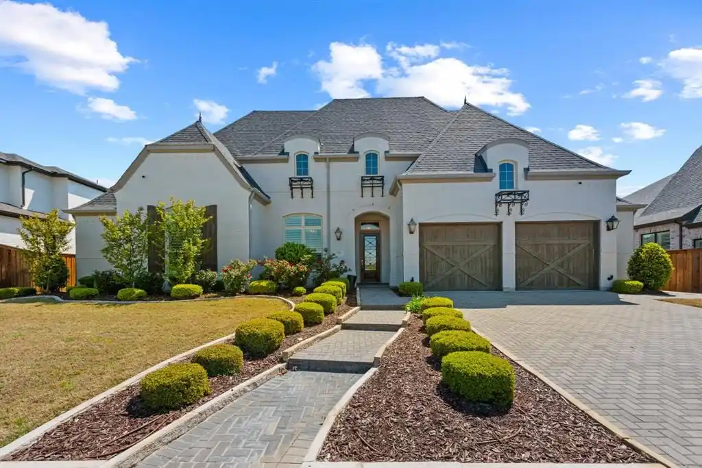 Luxurious Highland Home