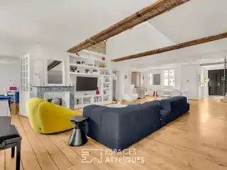 Top-Floor Duplex in an Exceptional Location