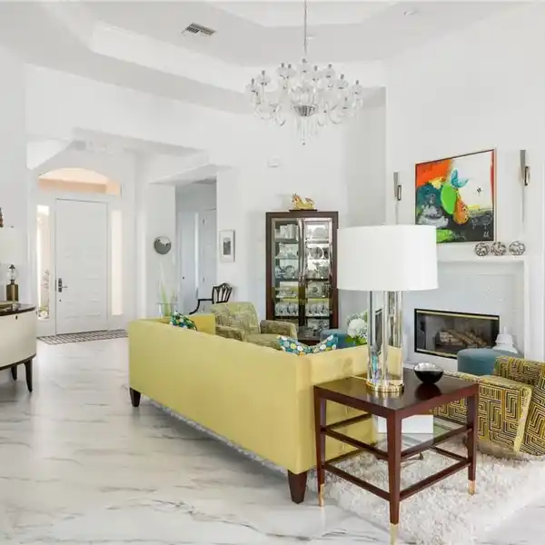 BERMUDA-INSPIRED LUXURY WITH MODERN ELEGANCE AND CUSTOM DETAILS