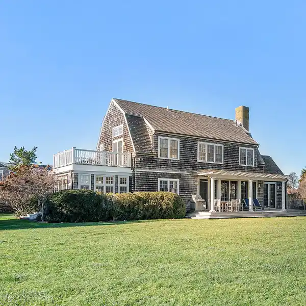 ARCHITECTURAL GEM BY THE SEA