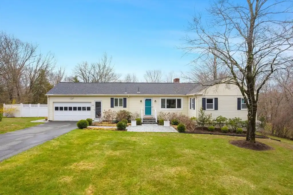 Beautiful South Natick Retreat