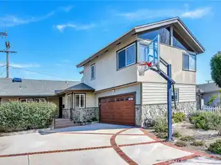 Exceptional Five Bedroom Home in South Torrance
