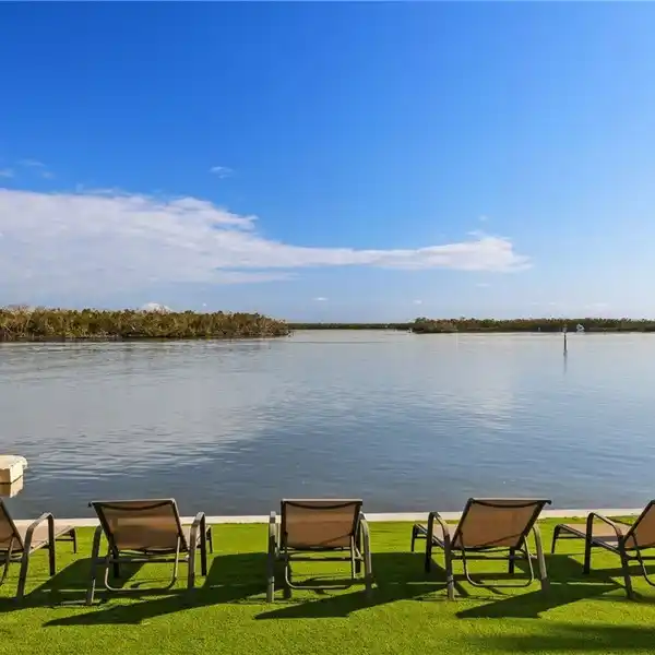 PRIVATE SLICE OF PARADISE IN THE HEART OF FORT MYERS BEACH
