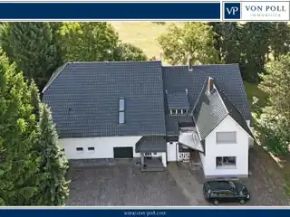 Generational Living in Two Houses in a Secluded Location