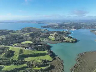 Dream Waterfront Lifestyle – Future Potential